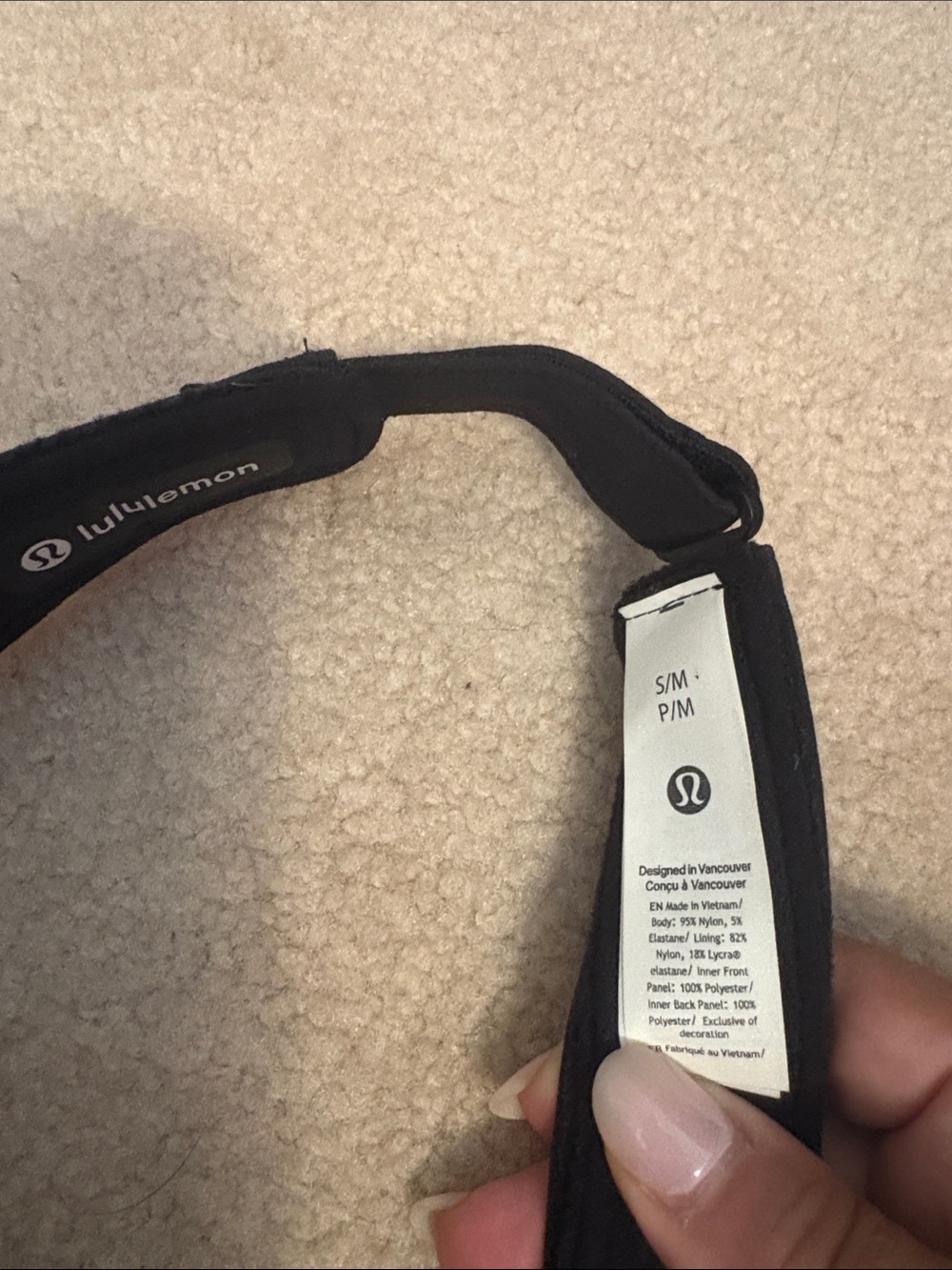 lululemon athletica Black Performance Visor with Adjustable Back - Picture 3 of 3